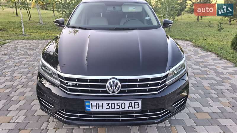 Седан Volkswagen Passat 2016 в Беляевке