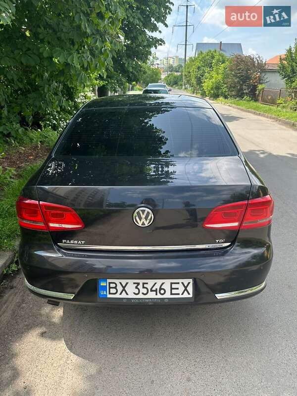 Седан Volkswagen Passat 2010 в Хмельницком