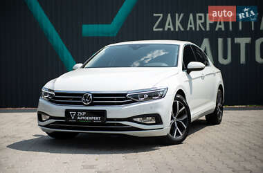 Седан Volkswagen Passat 2019 в Мукачево