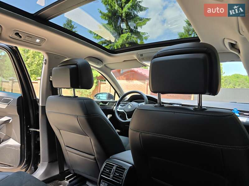 Универсал Volkswagen Passat 2020 в Львове