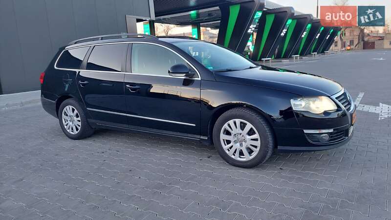Универсал Volkswagen Passat 2010 в Одессе
