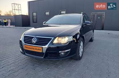 Универсал Volkswagen Passat 2010 в 