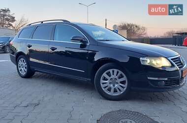 Универсал Volkswagen Passat 2010 в 