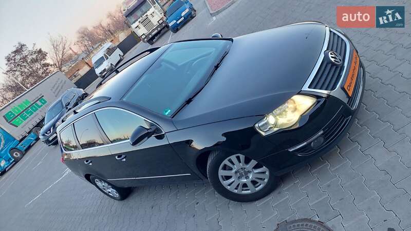 Универсал Volkswagen Passat 2010 в Одессе