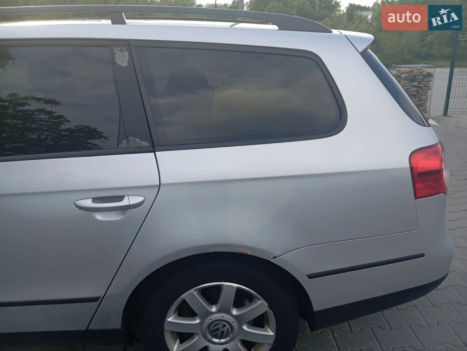 2010 Volkswagen Passat - мініатюра 4