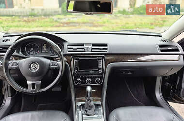 Седан Volkswagen Passat 2014 в  фото 14 Седан Volkswagen Passat 2014 в