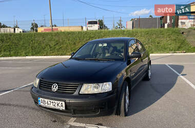 Седан Volkswagen Passat 2000 в Виннице