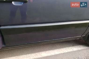 Универсал Volkswagen Passat 1993 в 