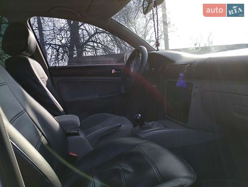 Универсал Volkswagen Passat 2003 в Кривом Роге