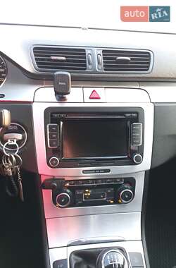 Седан Volkswagen Passat 2010 в 