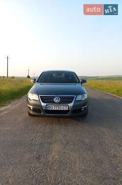 Седан Volkswagen Passat 2010 в Бучачі