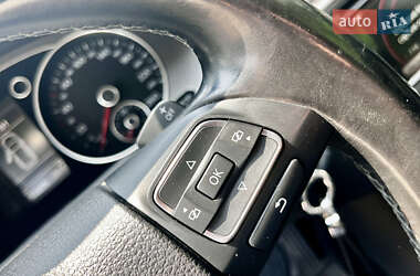 Универсал Volkswagen Passat 2011 в 