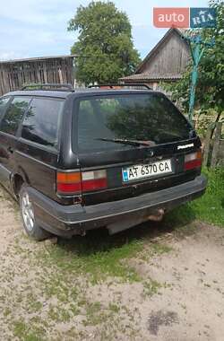 Универсал Volkswagen Passat 1989 в 