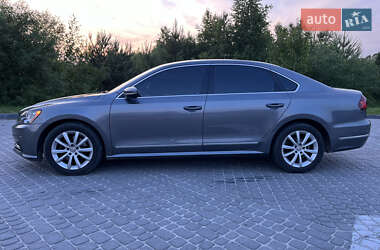 Седан Volkswagen Passat 2015 в 