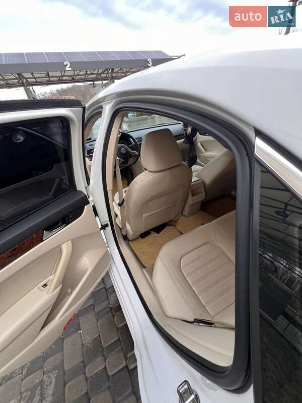 Седан Volkswagen Passat 2012 в Белой Церкви