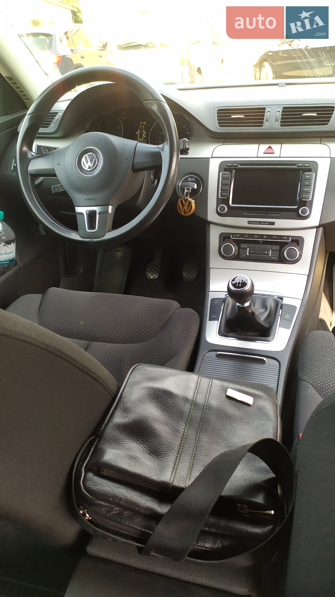 2010 Volkswagen Passat - мініатюра 9
