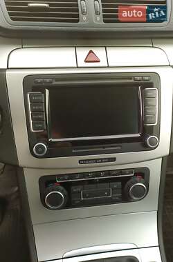 Универсал Volkswagen Passat 2010 в 