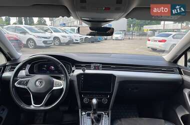 Универсал Volkswagen Passat 2019 в 