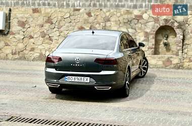 Седан Volkswagen Passat 2015 в 
