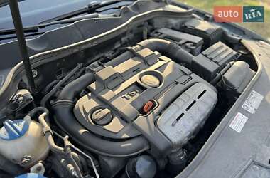 Универсал Volkswagen Passat 2009 в 