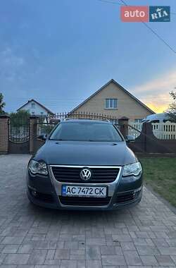 Універсал Volkswagen Passat 2008 в Львові