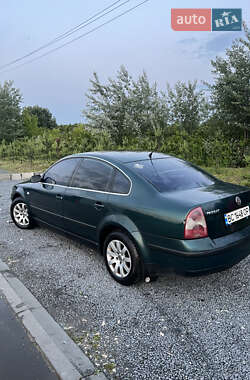 Седан Volkswagen Passat 2001 в 