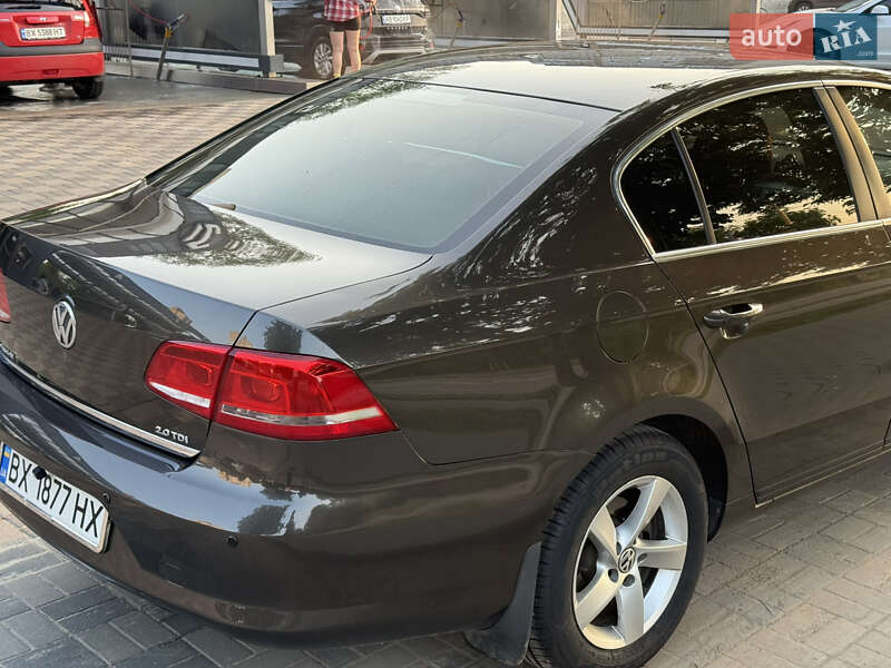 Седан Volkswagen Passat 2013 в Хмельницькому