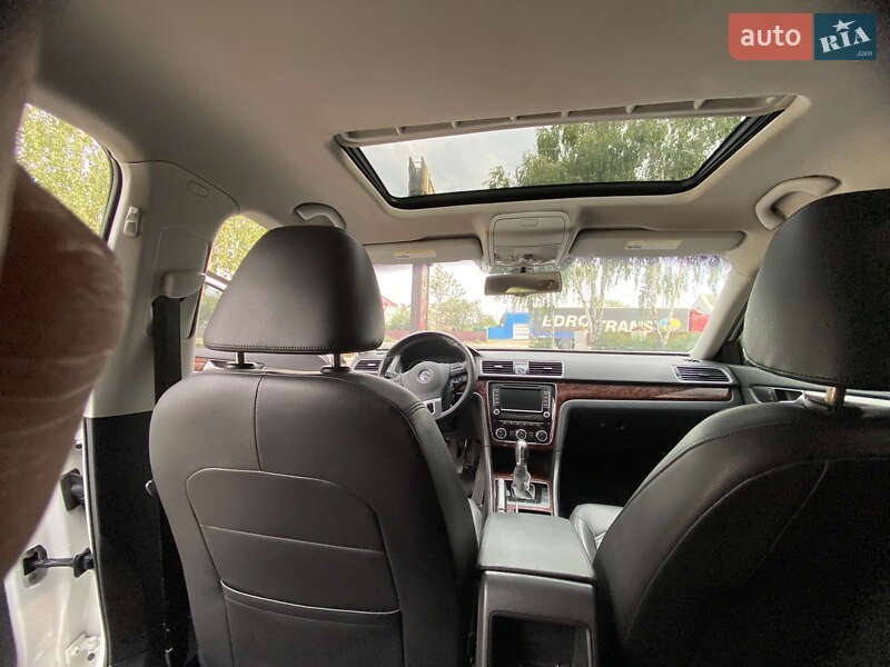 Седан Volkswagen Passat 2012 в Черкасах
