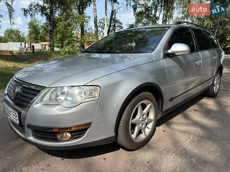 Универсал Volkswagen Passat 2006 в Ахтырке