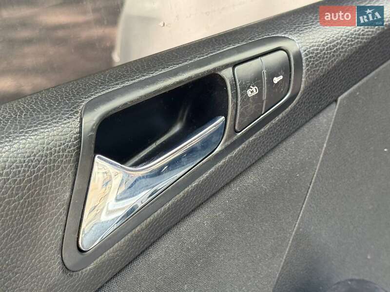 Универсал Volkswagen Passat 2006 в Ахтырке