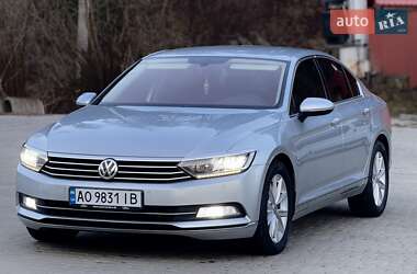 Седан Volkswagen Passat 2015 в Міжгір'ї