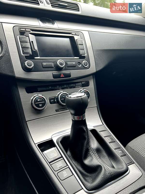 Volkswagen Passat 2012