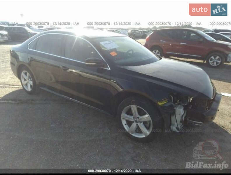 Седан Volkswagen Passat 2015 в Дніпрі