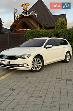 Универсал Volkswagen Passat 2015 в Стрые