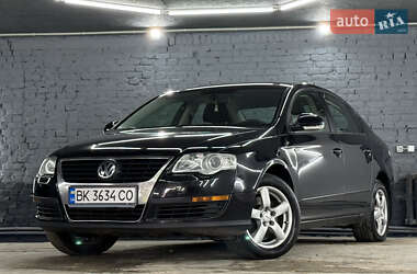 Седан Volkswagen Passat 2007 в Кременце