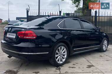 Седан Volkswagen Passat 2012 в 