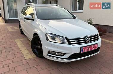 Універсал Volkswagen Passat 2013 в Дрогобичі