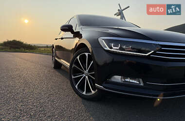 Седан Volkswagen Passat 2017 в 