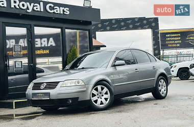 Седан Volkswagen Passat 2002 в Харькове