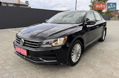 Седан Volkswagen Passat 2017 в Луцке