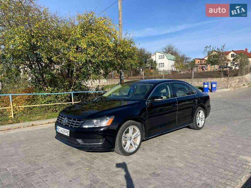 Седан Volkswagen Passat 2014 в Львові