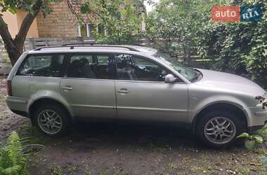 Универсал Volkswagen Passat 2002 в Киеве