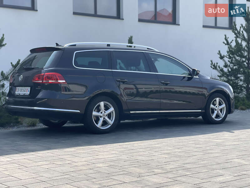 Універсал Volkswagen Passat 2014 в Луцьку