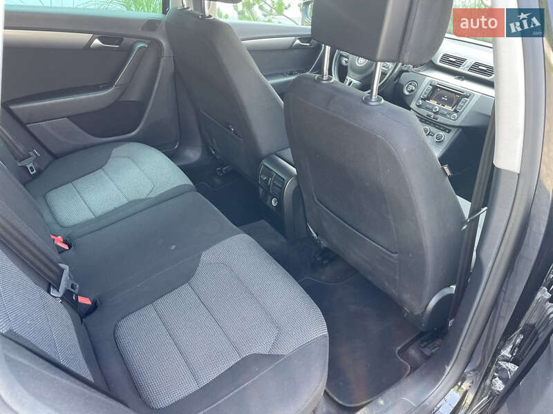 Універсал Volkswagen Passat 2014 в Луцьку