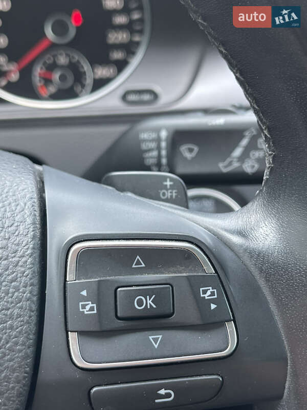 Універсал Volkswagen Passat 2014 в Луцьку