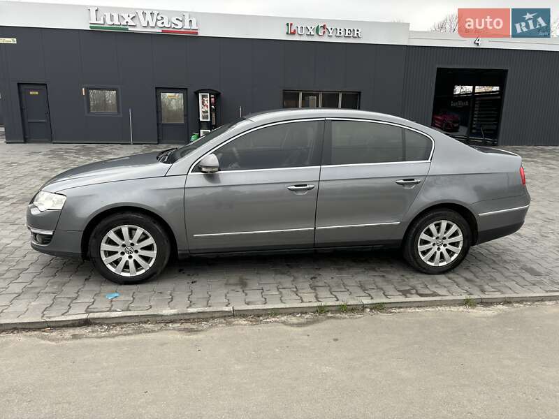 Седан Volkswagen Passat 2005 в Полтаве