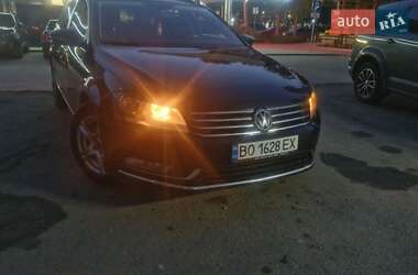 Універсал Volkswagen Passat 2011 в Хмельницькому