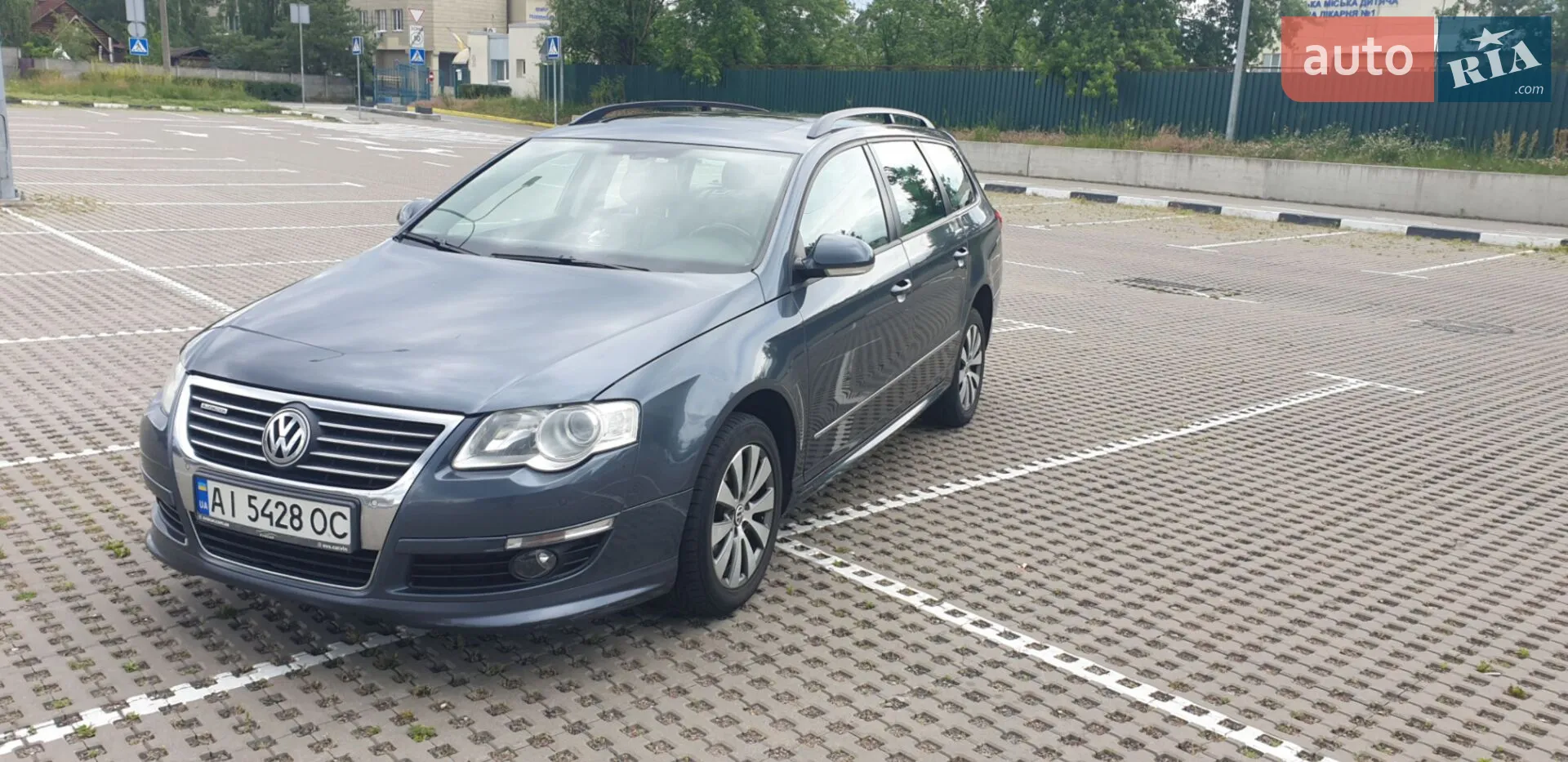 2010 Volkswagen Passat - фото 1