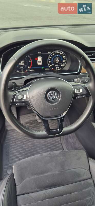 Седан Volkswagen Passat 2018 в Запоріжжі