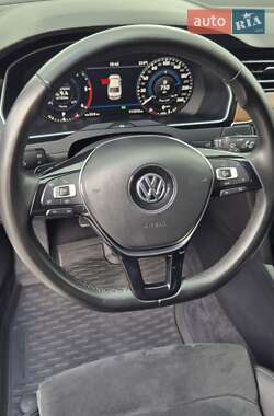Седан Volkswagen Passat 2018 в 